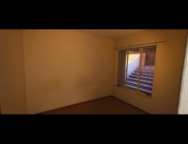 2 BEDROOM PROPERTY TO RENT IN HELDERKRUIN